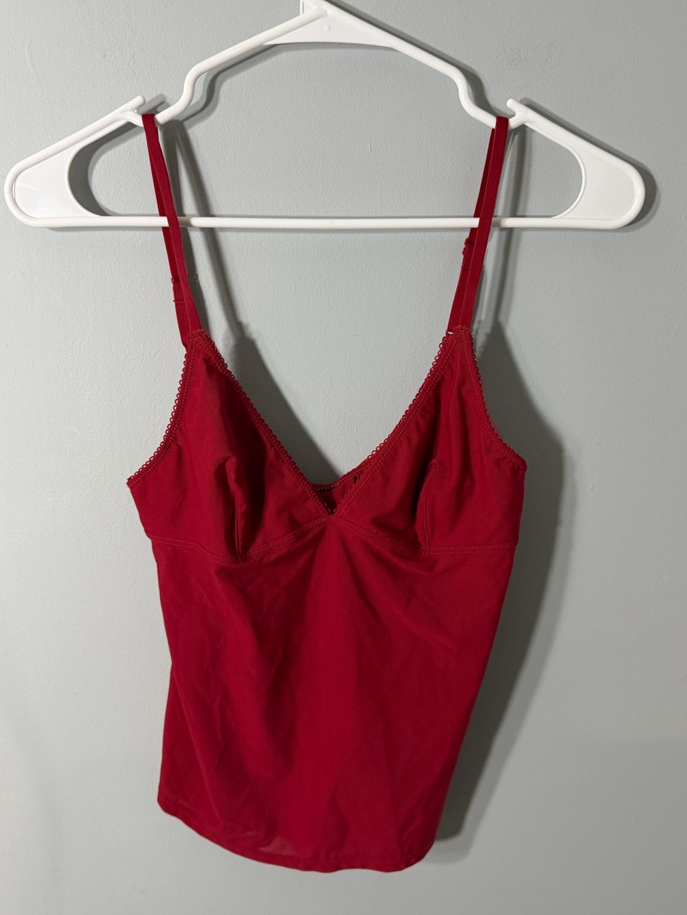 Urban Outfitters Women's Red Slim Lace-Trim Cami Top